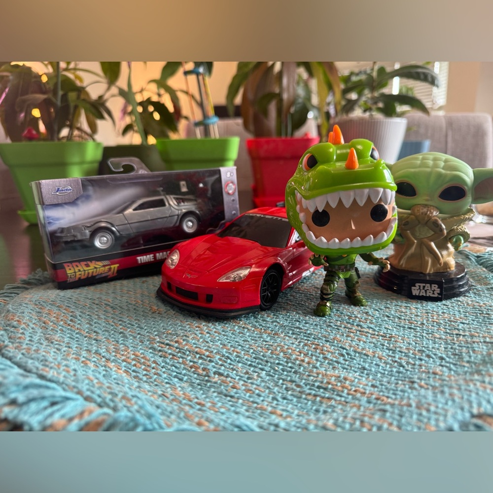 voiture et figurines